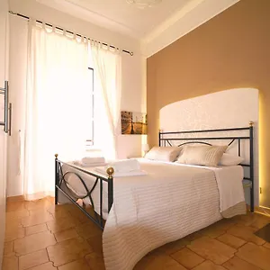 Luxury White House Roma