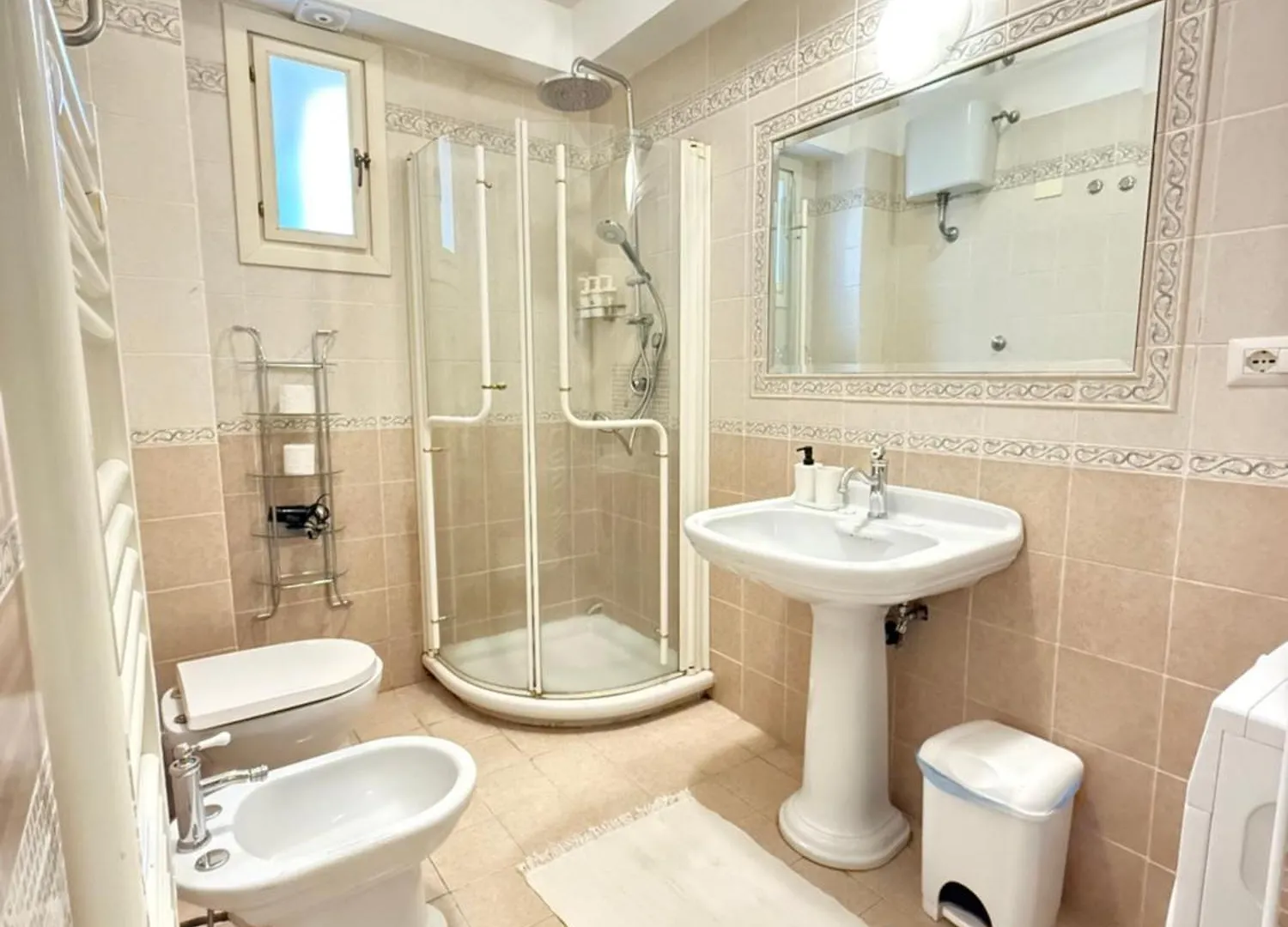 דירה רומא Apt San Lorenzo , Near Termini Central Station D