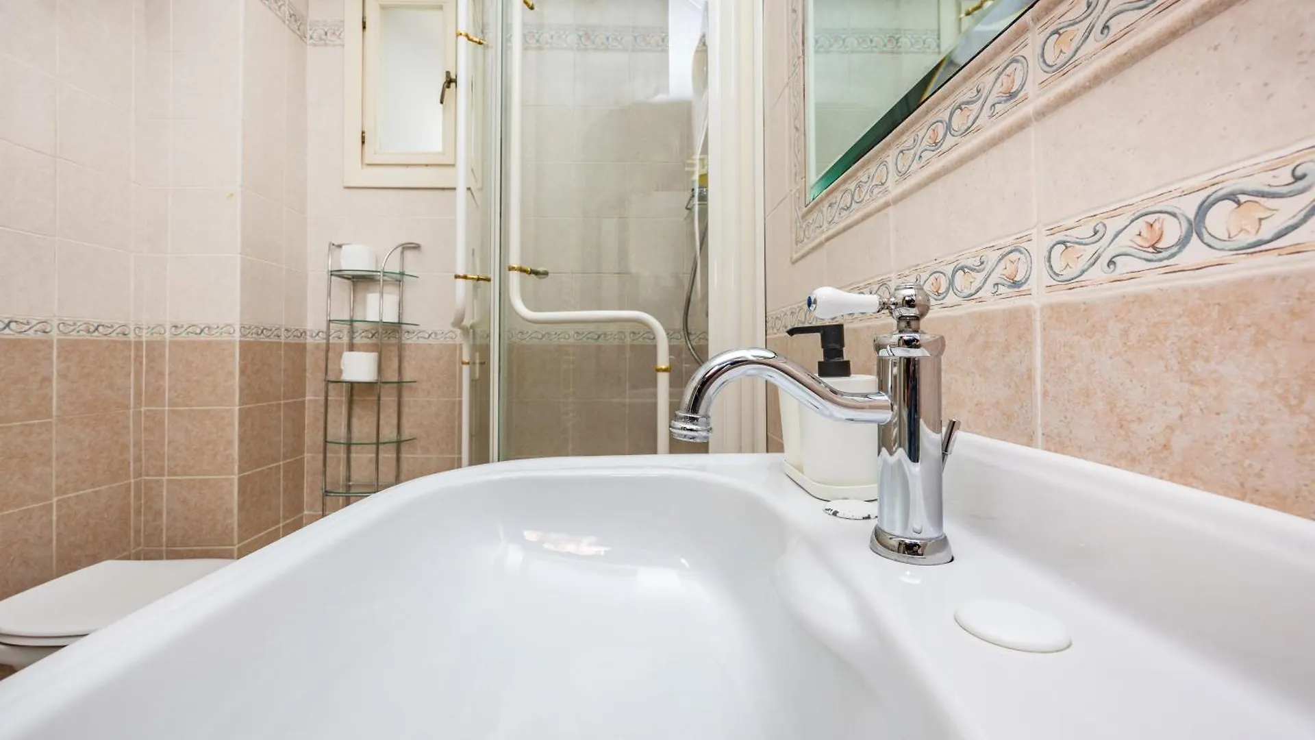 רומא Apt San Lorenzo , Near Termini Central Station D